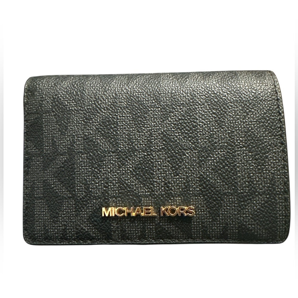 ✨Michael Kors Jet Set Wallet✨